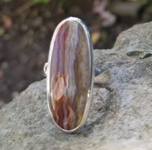 Load image into Gallery viewer, Crazy lace agate ring (size 9)