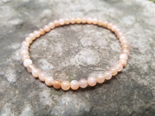Load image into Gallery viewer, Stone bead bracelets