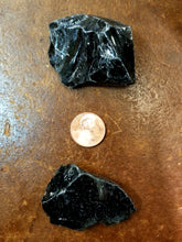 Load image into Gallery viewer, Black obsidian (rough)