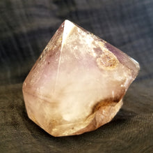 Load image into Gallery viewer, Smoky amethyst point (~2")