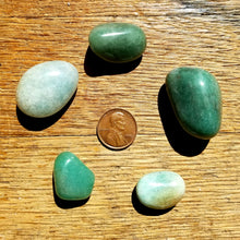 Load image into Gallery viewer, Aventurine (tumbled)