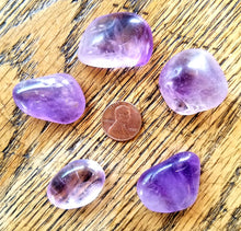 Load image into Gallery viewer, Amethyst (tumbled)
