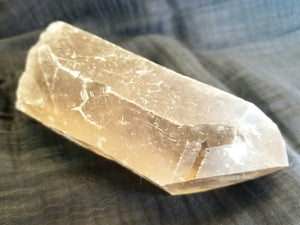 Smoky quartz point (5")