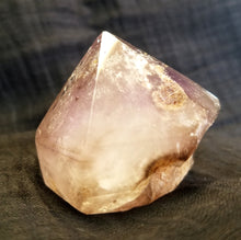 Load image into Gallery viewer, Smoky amethyst point (~2&quot;)
