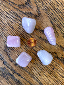 Rose quartz (tumbled)