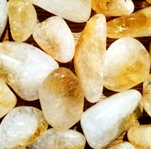 Load image into Gallery viewer, Citrine (tumbled)
